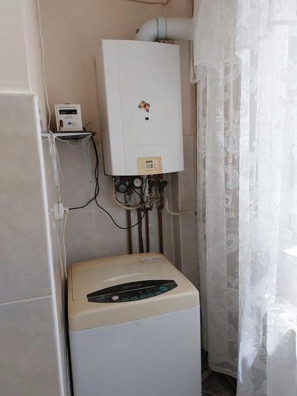 Inchiriez apartament 1 camera decomandat in HUSI Aleea Scolii 8, zona Stadion - 4