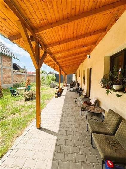 Casa cu teren 2741 MP la doar 6 km de Bod in Araci sau schimb cu apartament in B - 1