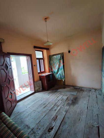De vânzare casă de locuit în centrul satului Bixad! - 11