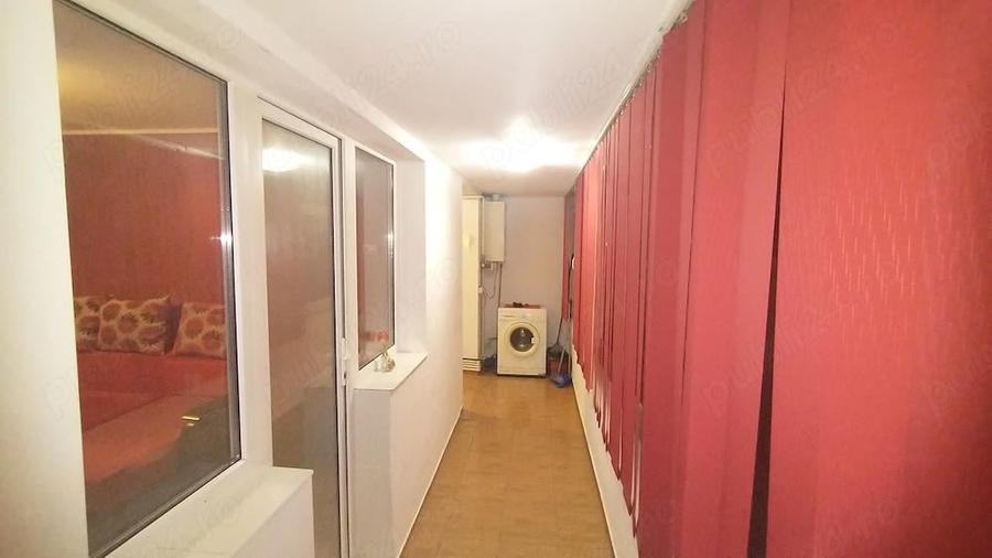 Inchiriez Ap cu o camera Gospodina - 2