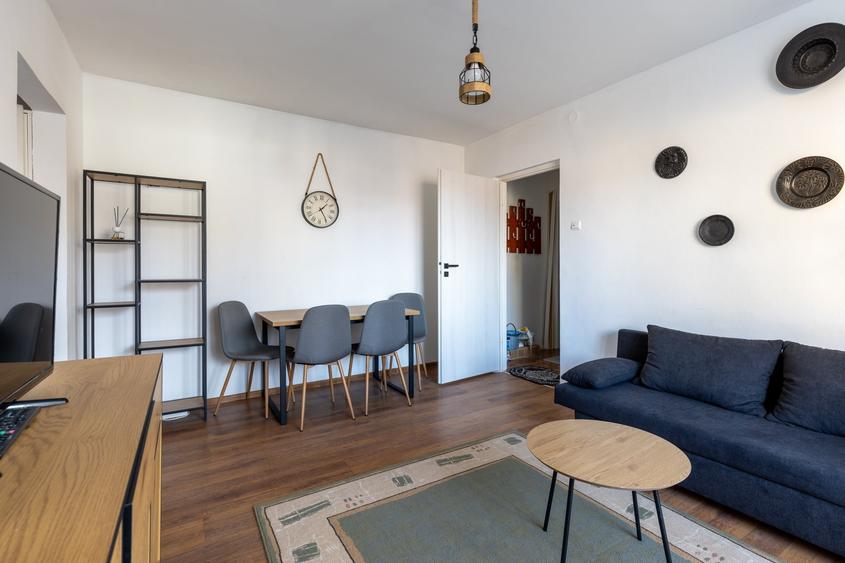 Apartament 2 camere, etaj 1/4, Florilor, zona de case - 10