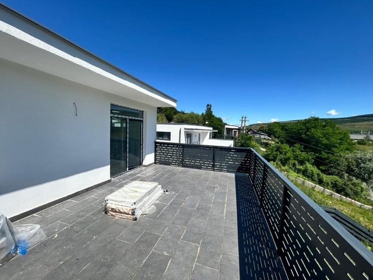 Casa tip Duplex Popesti Vale 4 camere 3 bai terasa si gradina 500mp - 1