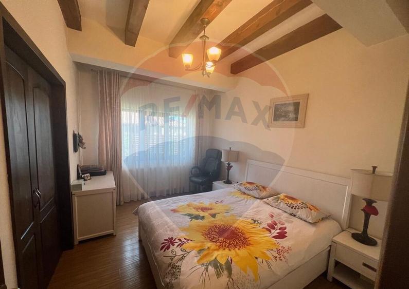 Casa / Vila cu 4 camere de vanzare - 10