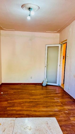 Garsoniera la parter - 4