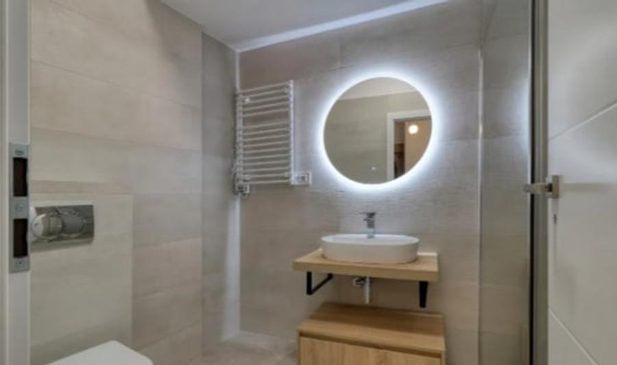 Piata Alba Iuia,Decebal,bl.2025,et.1/4,DECOMANDAT,Amenajat,2 balcoane,centrala - 8