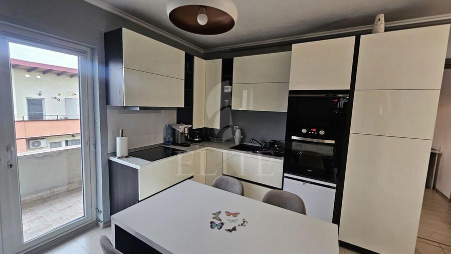 Apartament 3 camere în zona CALEA TURZII - 2