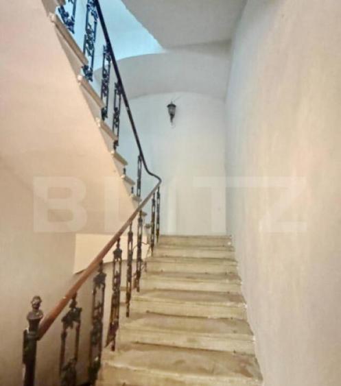 Pod spai?os, transformabil in apartamente, 285 mp, Pia?a - 6