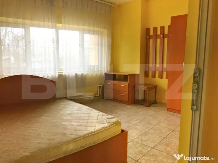 Casa de vanzare, 354 mp, zona Titu - 7