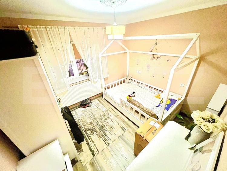 Apartament cu 4 camere decomandat, mobilat în Șimleu Silvaniei