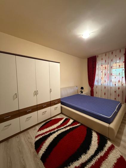 Apartament cu 3 camere decomandat, mobilat în Ghiroda
