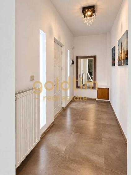Casă individuală cu 6 camere decomandat cu Piscina în Pipera