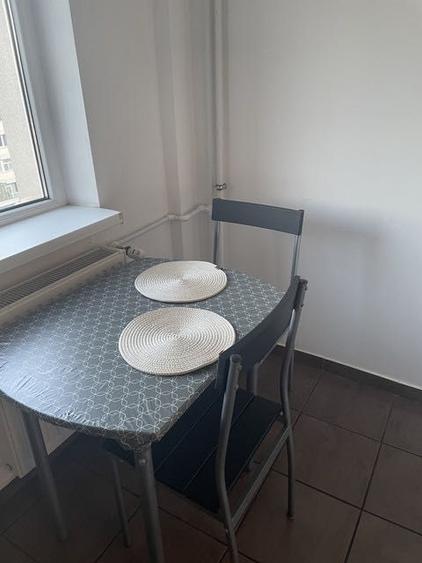 Garsonieră decomandată în Berceni