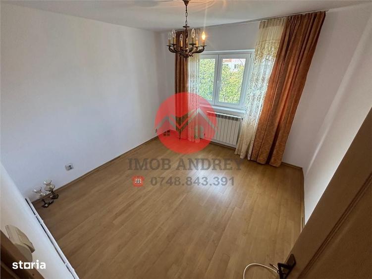 Apartament cu 2 camere decomandat în C5