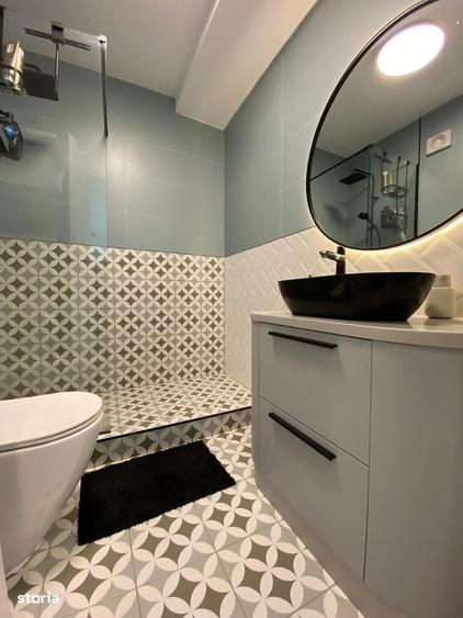 Apartament cu 4 camere decomandat în Băneasa
