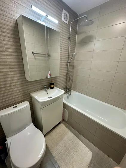 Apartament cu 3 camere decomandat în Brâncoveanu