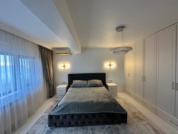 Apartament cu 2 camere decomandat, mobilat în Central