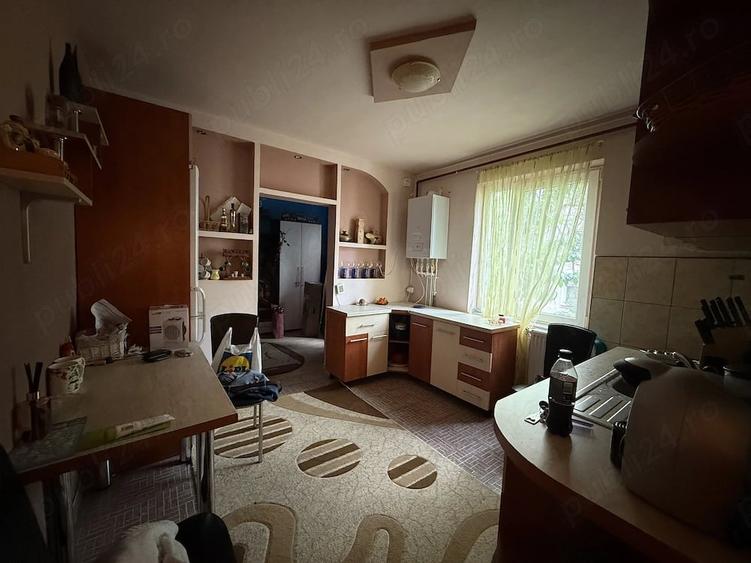 Apartament cu 2 camere decomandat în Exterior Vest