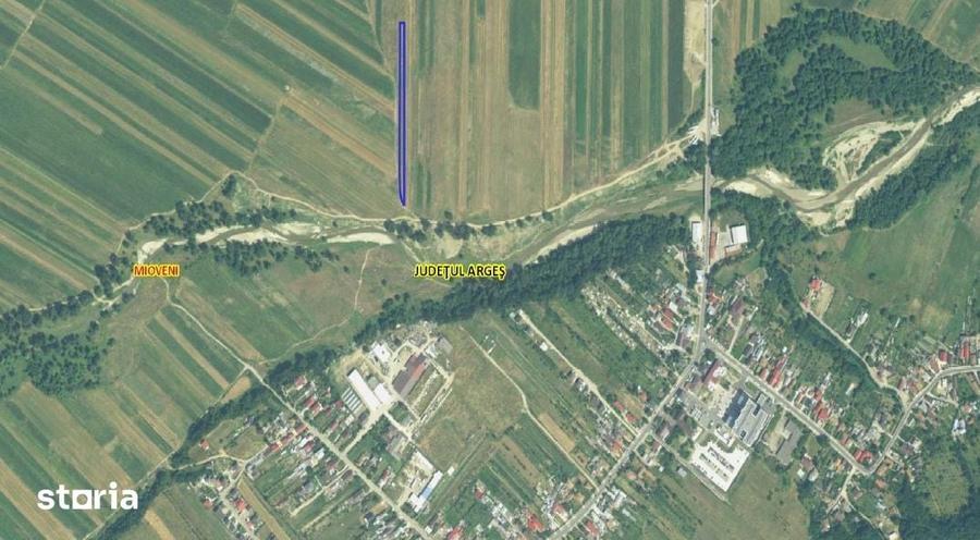 Teren de 1960 mp, în Mioveni