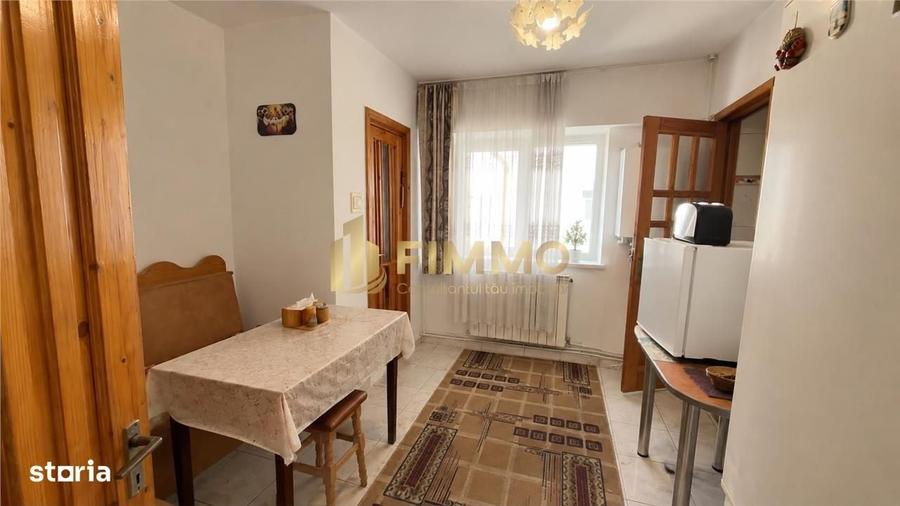 Apartament cu 3 camere decomandat în Obcini