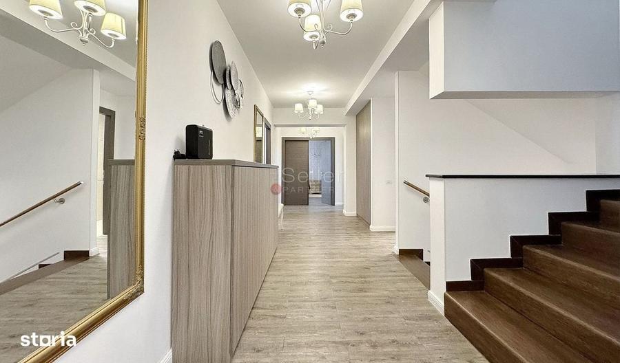 Apartament cu 4 camere în Poiana Brașov