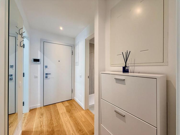 Apartament cu 2 camere decomandat, mobilat în Aviației