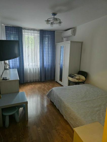 Apartament cu 2 camere decomandat în Baba Novac