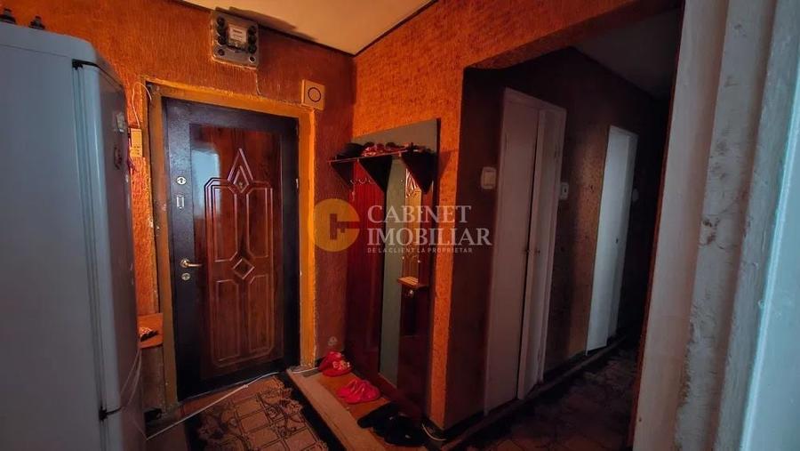Apartament cu 3 camere decomandat în Tătărași