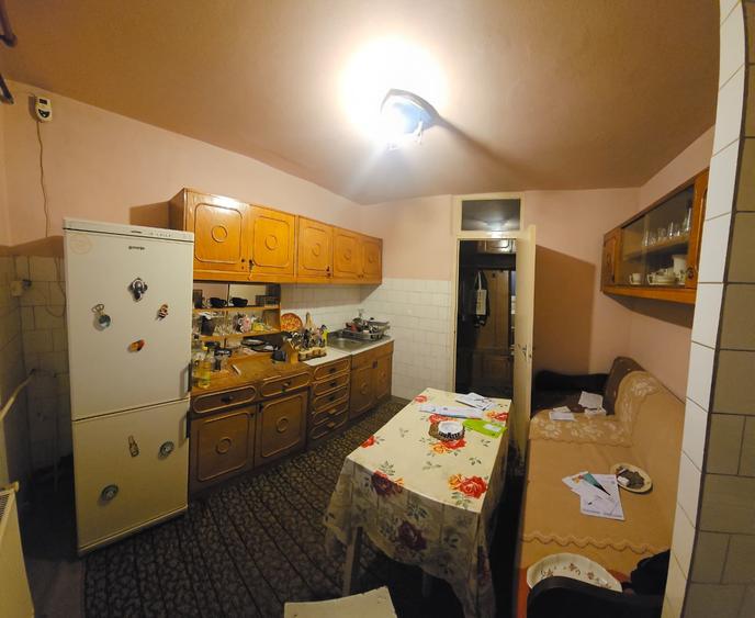 Apartament 2 camere - Zona  Buziasului - 4
