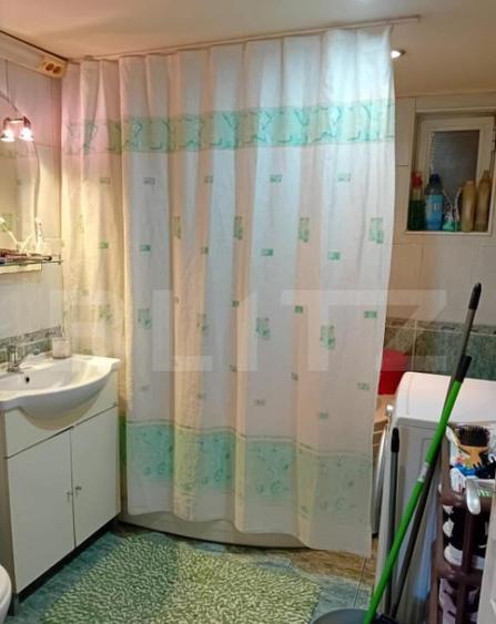 Vand casa cu 3 camere singur in curte p+m in Dambul Pietros - 4