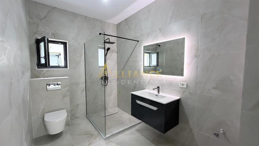 Casa Individuala - 3 camere - 1 baie - 250mp teren - 8