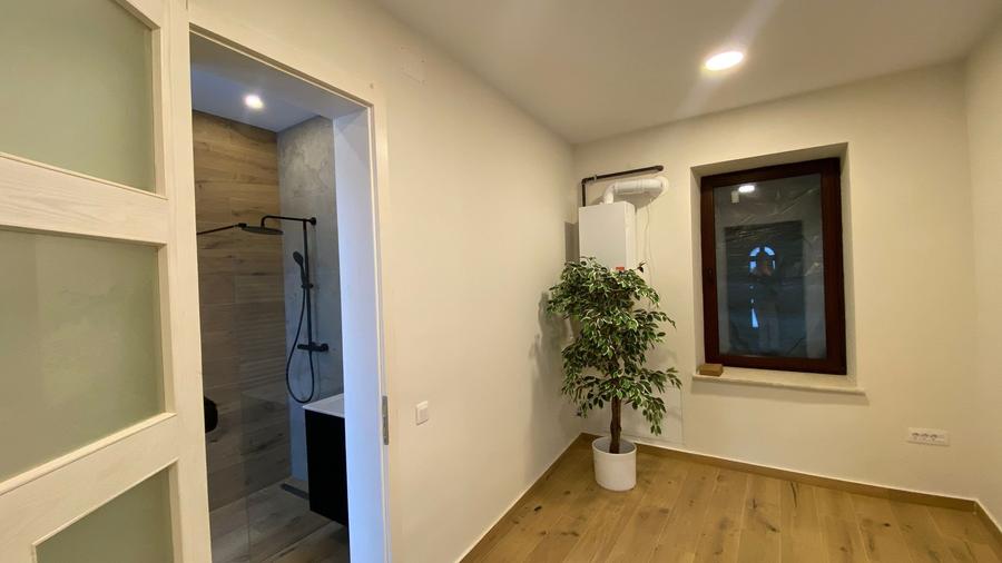 Spatiu de birou intr-o vila moderna , 2 incaperi ,42mp ,zona Parcul Feroviarilor - 3