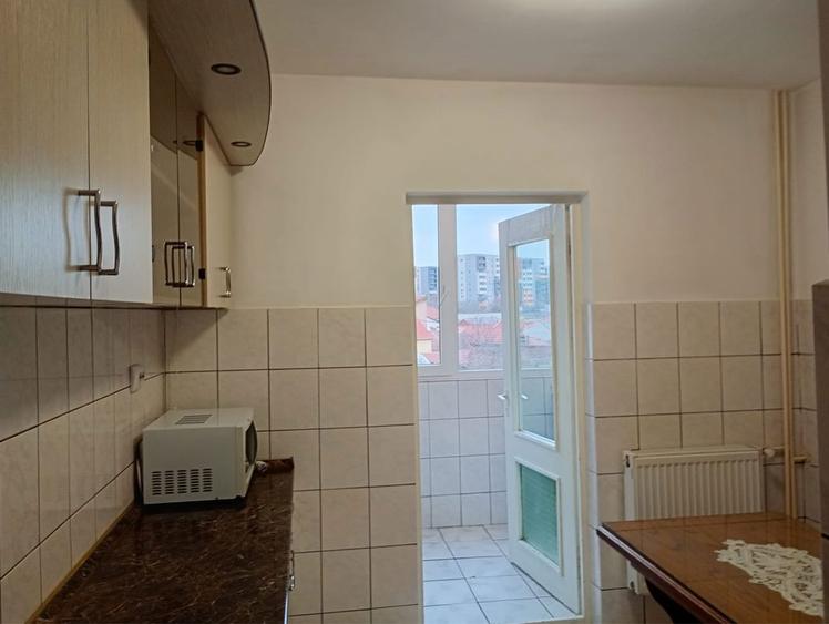 Inchiriez apartament 3 camere calea aradului - 4