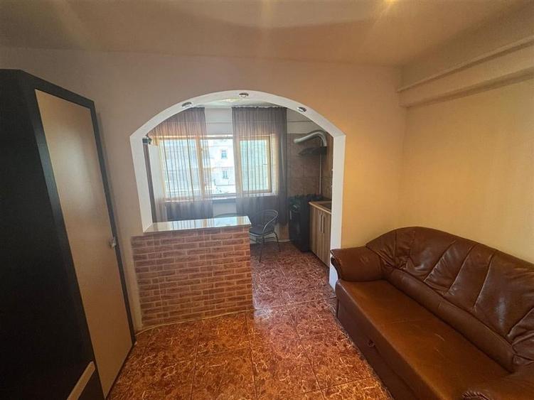 Apartament 2 cam, 53 mp utili, et 4/4, zona Ceasul Rau-Primarie - 2