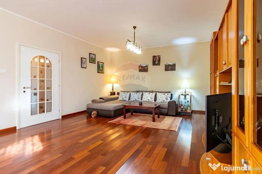 Vanzare Vila 7 camere zona Brancoveanu Strada Lastarului/... - 13