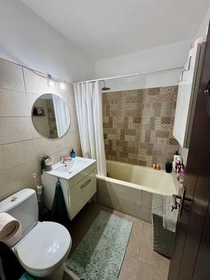 Apartament 2 camere, semidecomandat, 54 mp, metrou, ac, 1 Mai - 8