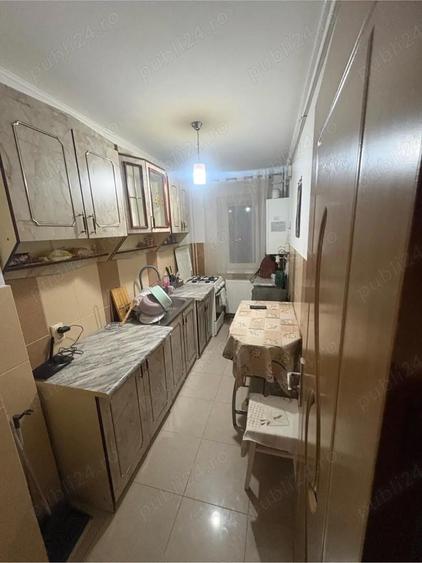 Ofer spre inchiriere apartament 3 decomandate mobilat ,toate utilitatile narcisa - 2