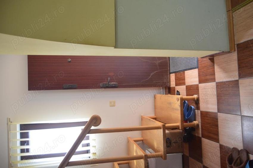 Vila de vacanta cu 7 camere situata in Busteni,semicentral. - 4