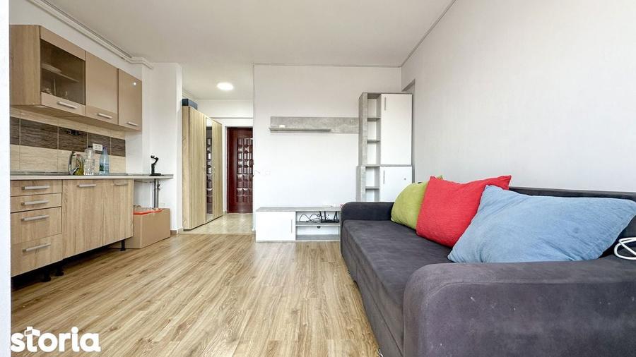 Rezervelor, Militari Residence - garsoniera, COMISION 0 - 1