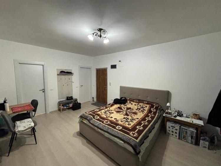 Garsoniera | Vitan Barzesti | Balcon | Centrala Proprie | Parcare Subterana - 1