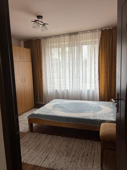 Apartament de vanzare cu 3 camere - 8