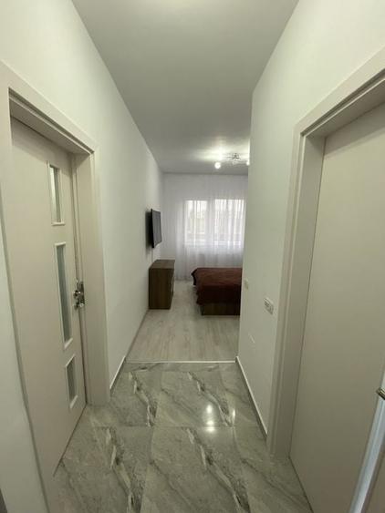 Garsoniera decomandata Militari Residence - 1