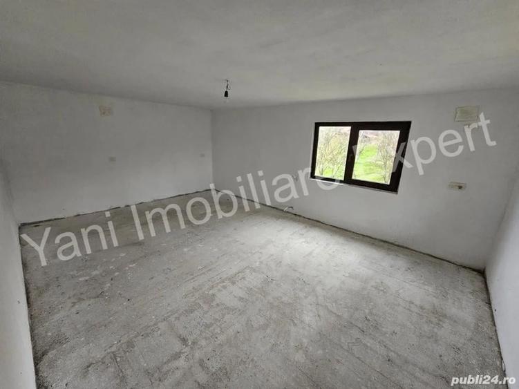 Casa de vanzare in comuna Mu?ate?ti, sat Mu?ate?ti, jude? Arge?. - 18