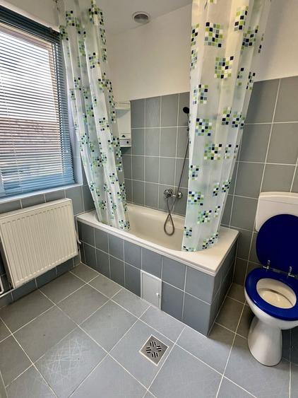 Vand apartament 3 camere zona Milea OMV - 2