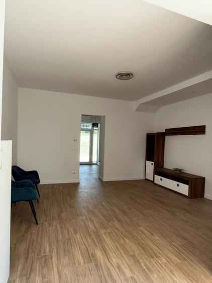 Triplex modern, între Calea Circumvalațiunii și Bulevardul Cetății - 6