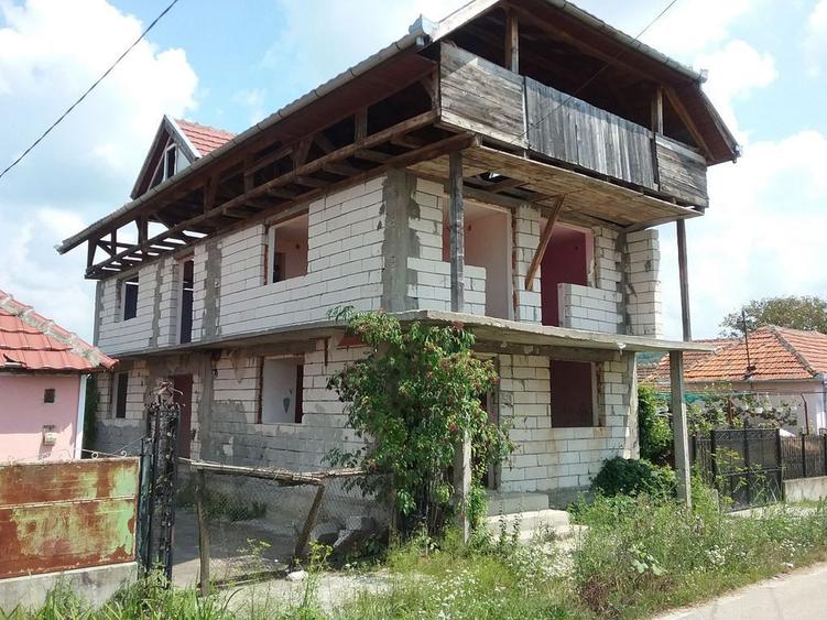 Casa si teren in Tagadau, Arad id 17643 - 3