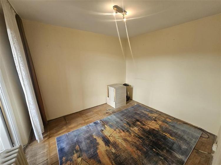 Resita, 2 Cam. Mobilat, Micro 3 - 3