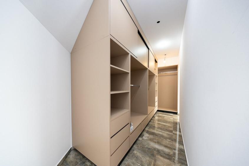 Casa 6 dormitoare+4 bai -1500 mp teren-Sacele - 30