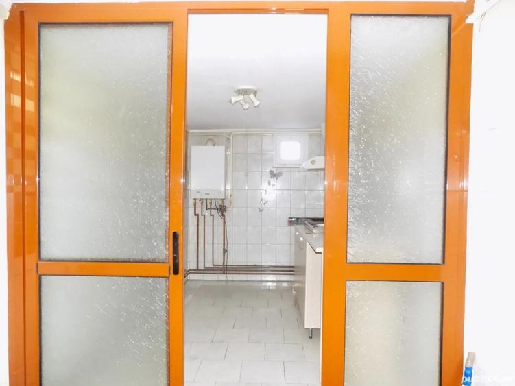 Casă cu 5 camere cu Teren 184 Mp în Central