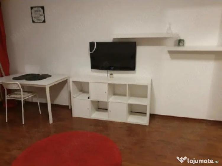 Dristor fix la metrou etaj 8 - 1