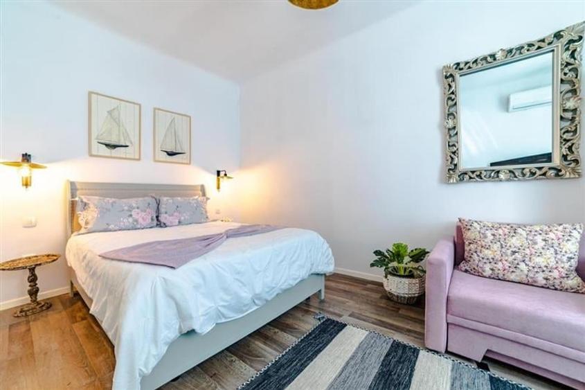 Casa cu 3 apartamente de vanzare, Centrul Istoric - 5